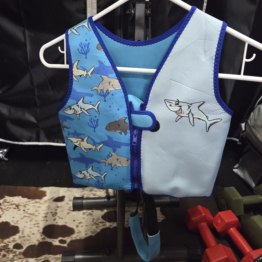 Kids Blue Shark Swim Vest Beach Lake Pool Safety Floating Device Swim Lessons